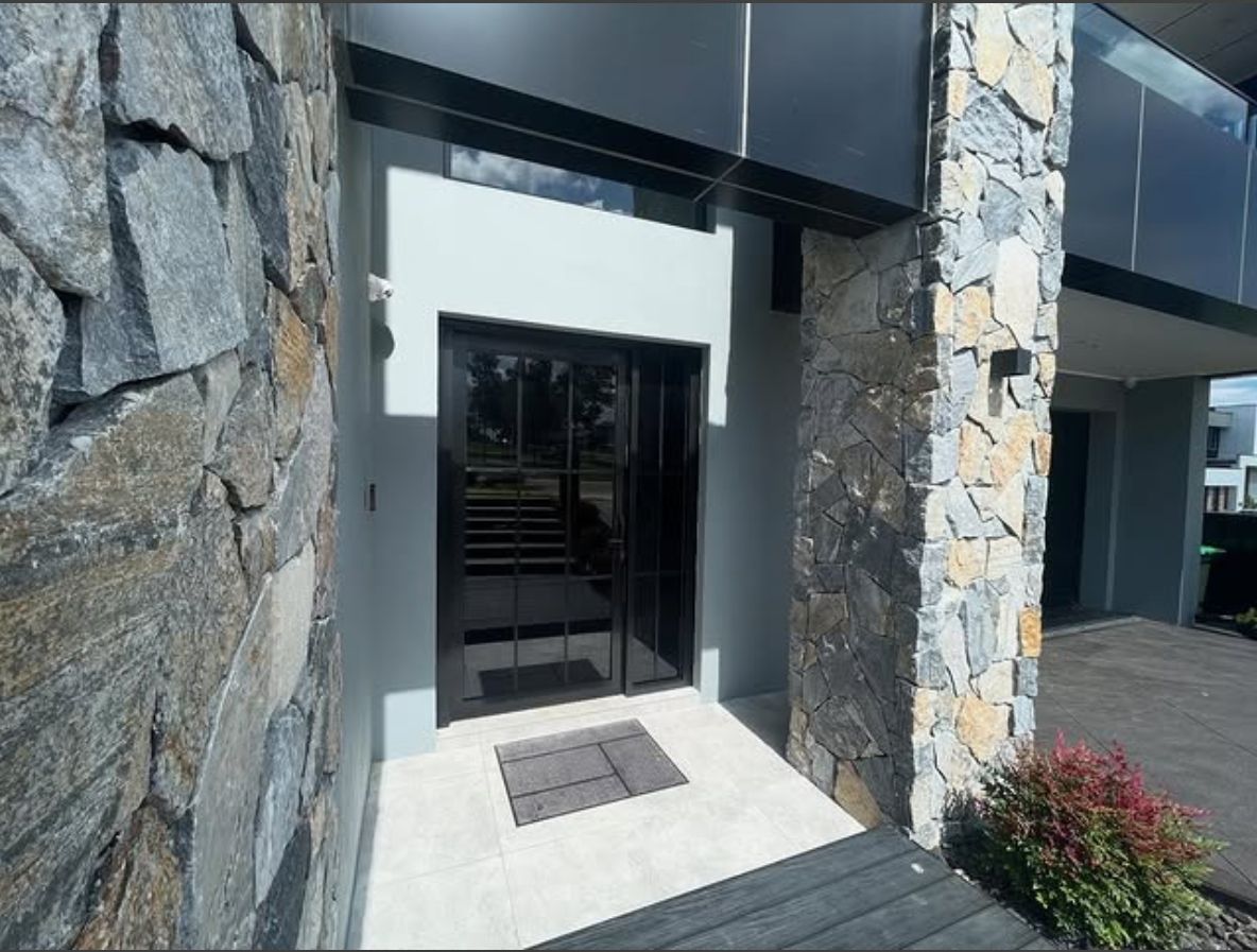 Premium Home Window Tinting Services in Milsons Point That Add Value to Your Property
