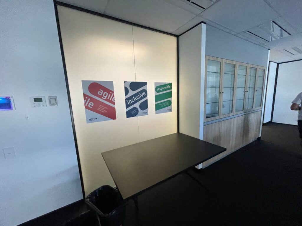 Creative Uses for Window Frosting in Bondi Modern Spaces