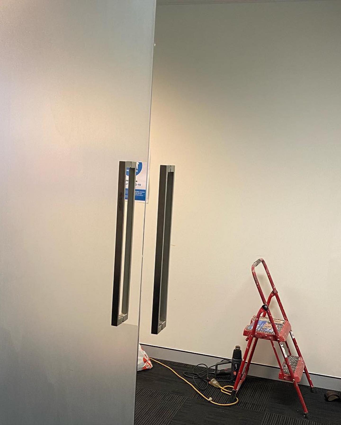 Decorative Window Frosting Services in Balgowlah for Offices and Homes