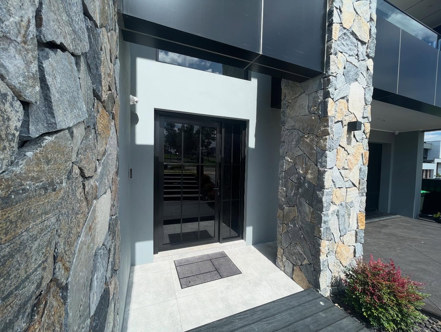 Safety Window Film Installation for Homes and Businesses in Whale Beach