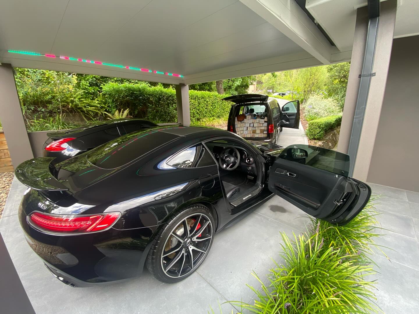 Prestige Tinting Services Explained: Why Whale Beach Car Owners Trust Car Window Tinting