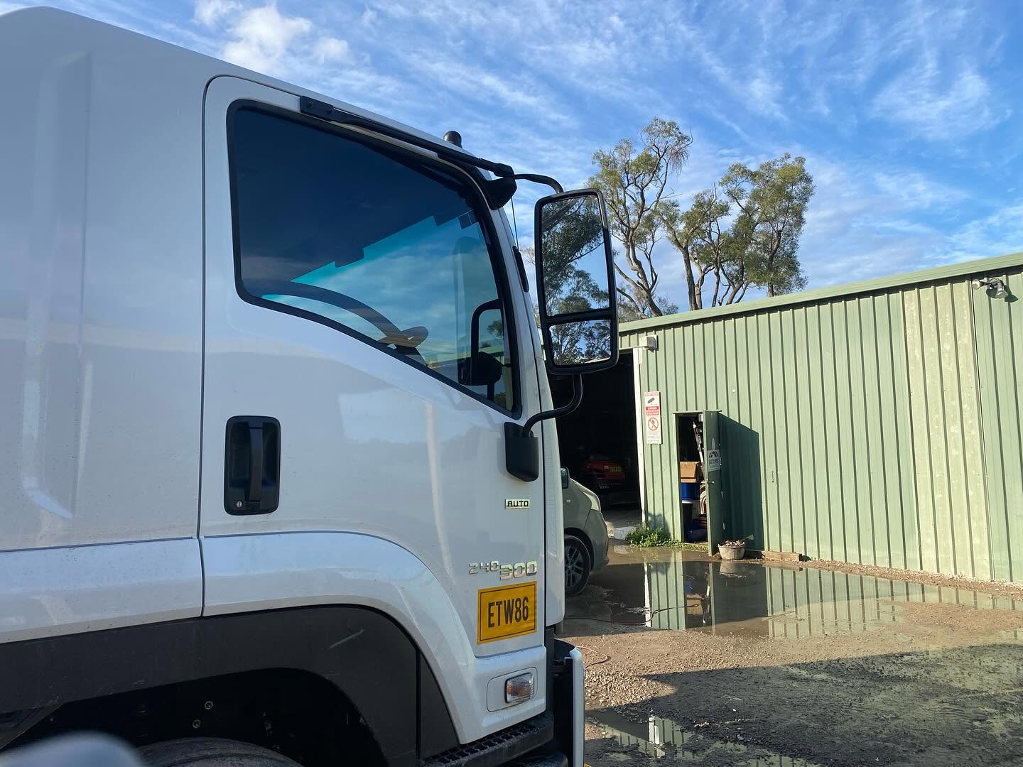 Professional Ceramic Tinting in Dover Heights for Modern Vehicles
